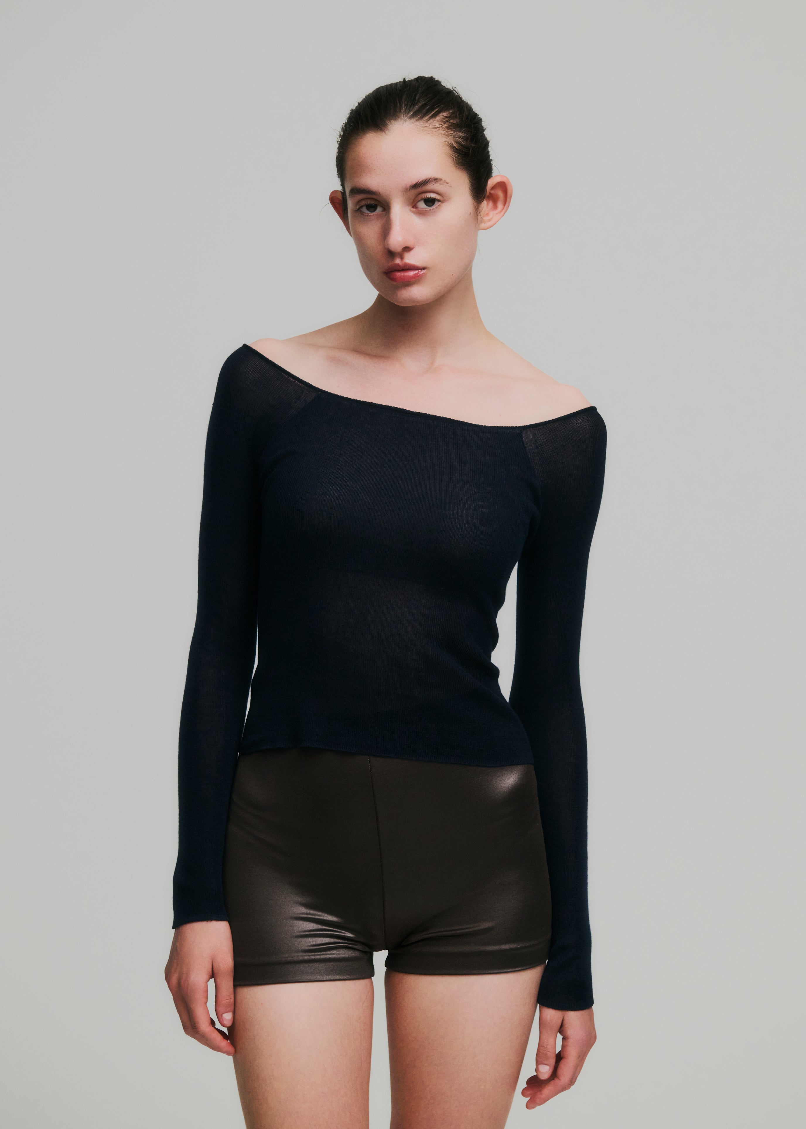 CROPPED OPEN SHOULDER