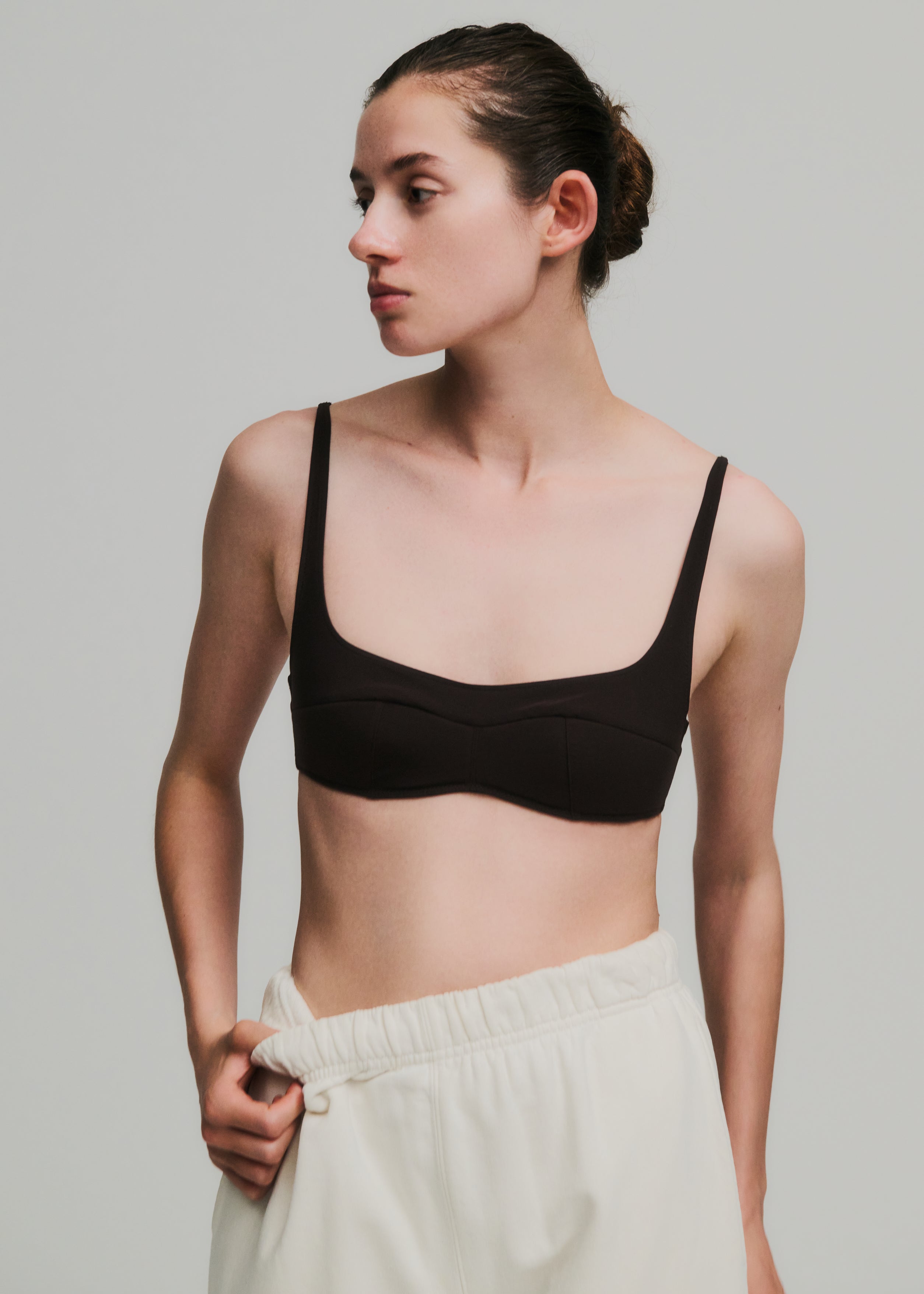 LOW-CUT BRA